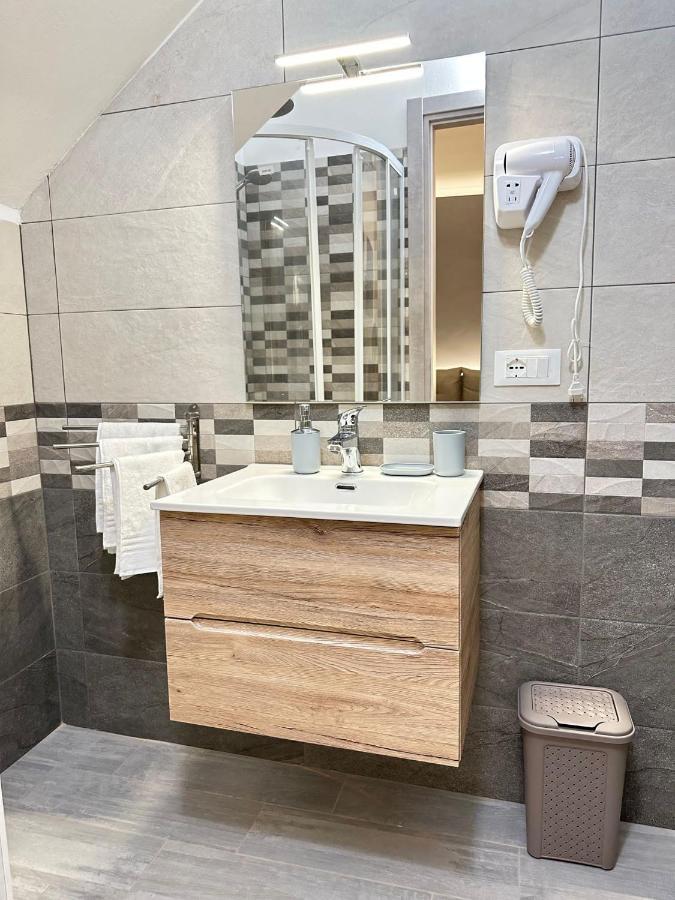 פיצו Costa Degli Dei Rooms מראה חיצוני תמונה
