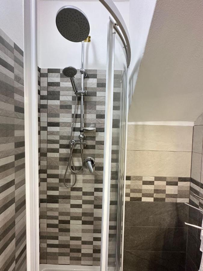 פיצו Costa Degli Dei Rooms מראה חיצוני תמונה