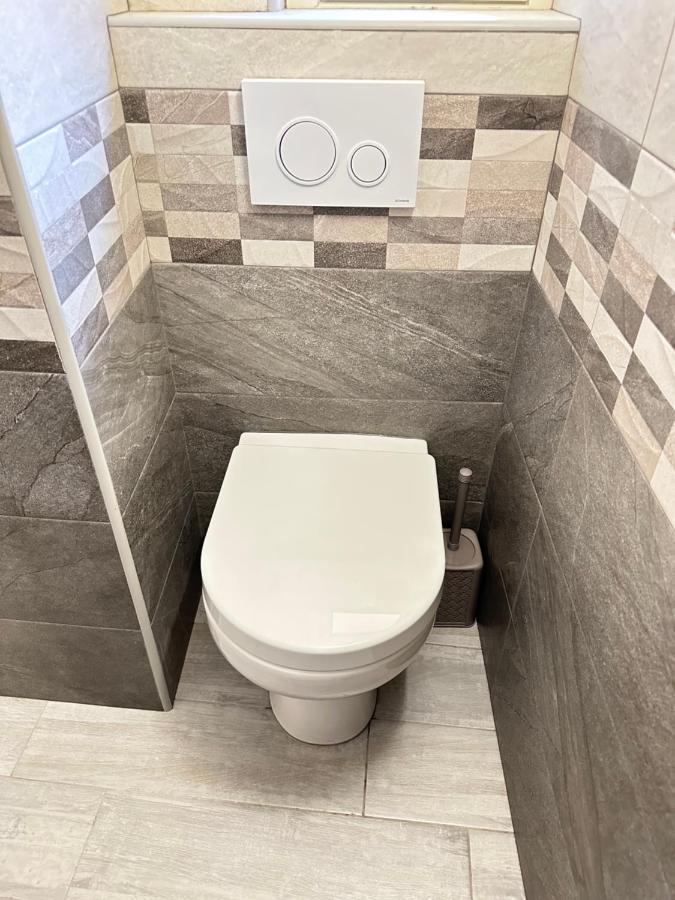 פיצו Costa Degli Dei Rooms מראה חיצוני תמונה