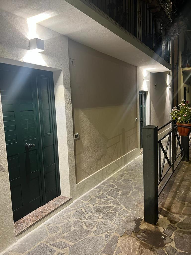 פיצו Costa Degli Dei Rooms מראה חיצוני תמונה