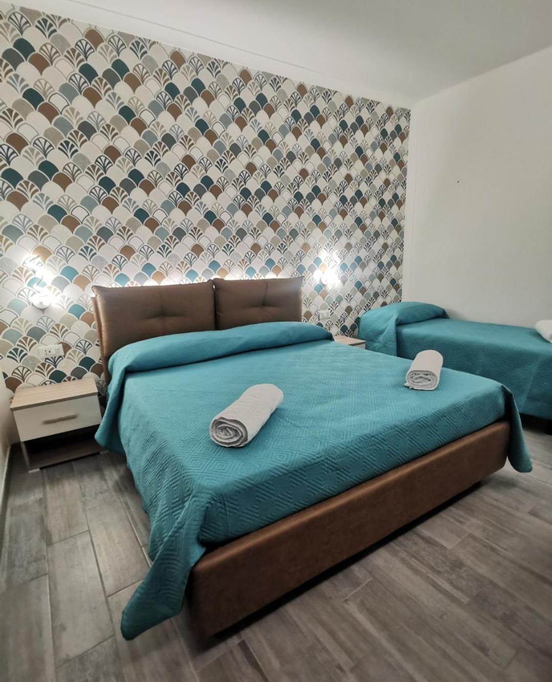 פיצו Costa Degli Dei Rooms מראה חיצוני תמונה